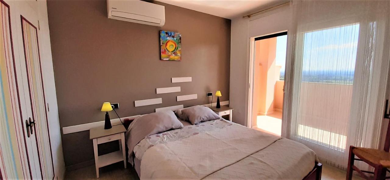 Suite & Spa Panoramic Olivars Pau Luaran gambar